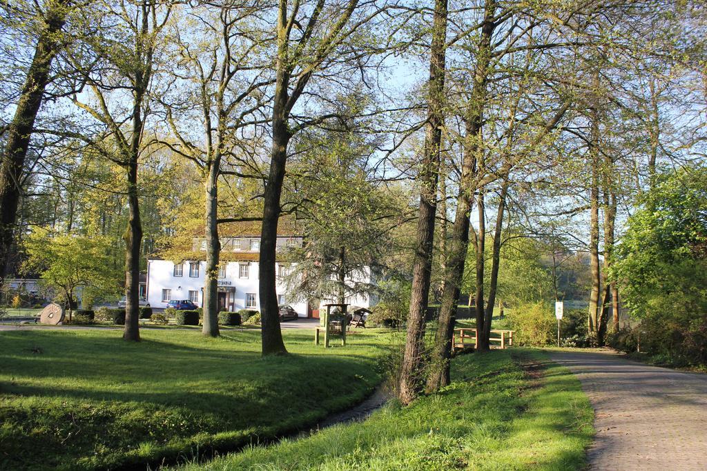Hotel Wintersmuehle Bielefeld Buitenkant foto